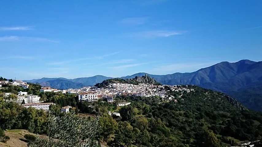 Vista general de Gaucín, pueblo del interior de la provincia de Málaga. (Foto: Wikimedia)